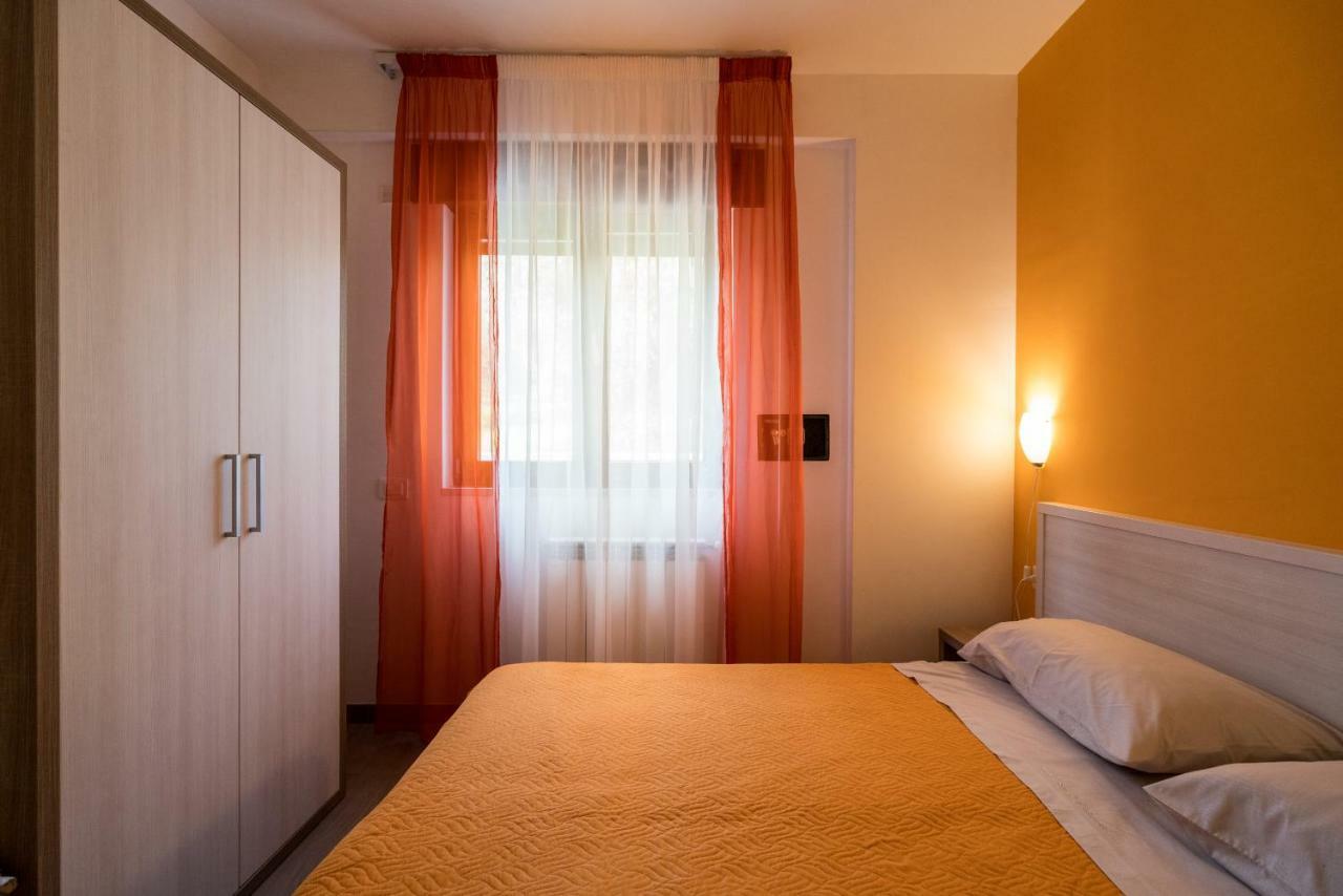 La Duchessa E Il Contadino Villa Vieste Buitenkant foto